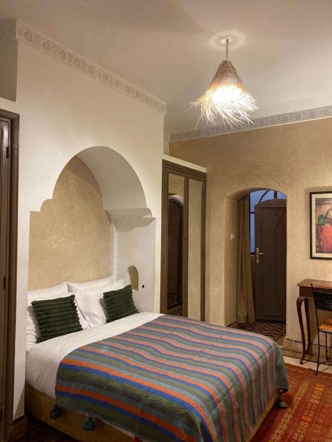 Riad Privatise Jusqu A 5 Personnes A 5 Minutes Place Jemma El Fna Loue Avec Menage Et Petit Dejeuner Compris Marrakesch Exterior foto